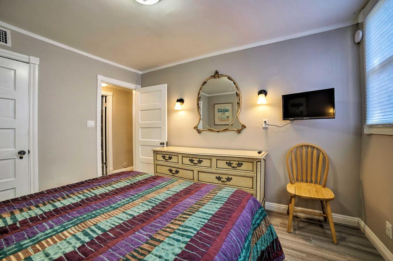 Updated Home On Catalina Island Walk To The Coast Avalon Extérieur photo
